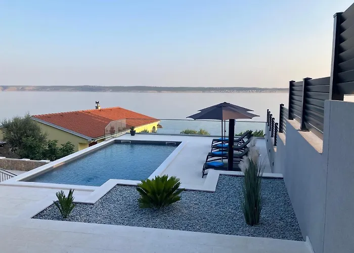 Daire Lina - Pool And Sea View