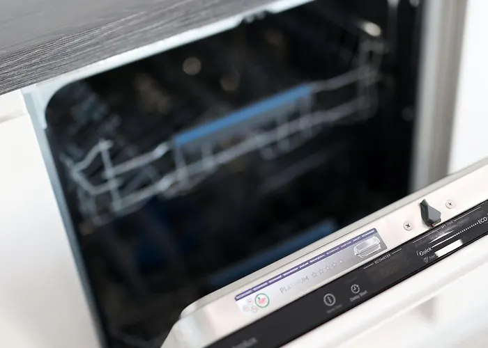 Lina - Pool And Sea View *