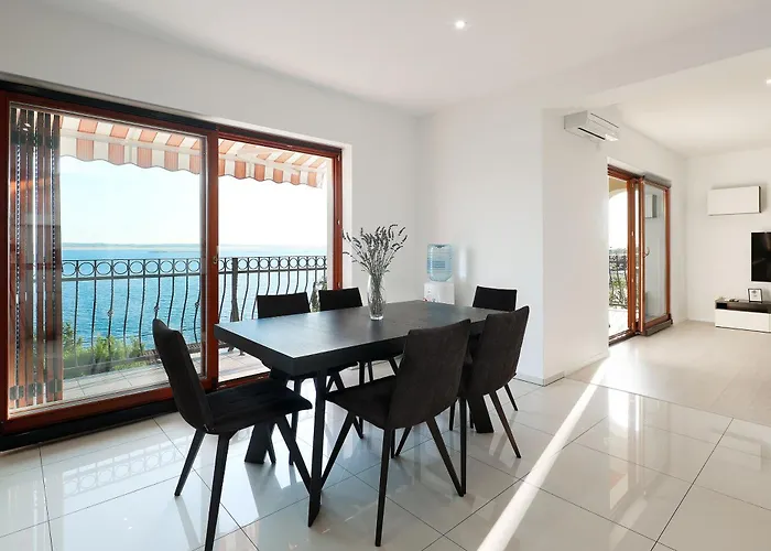 Daire Lina - Pool And Sea View