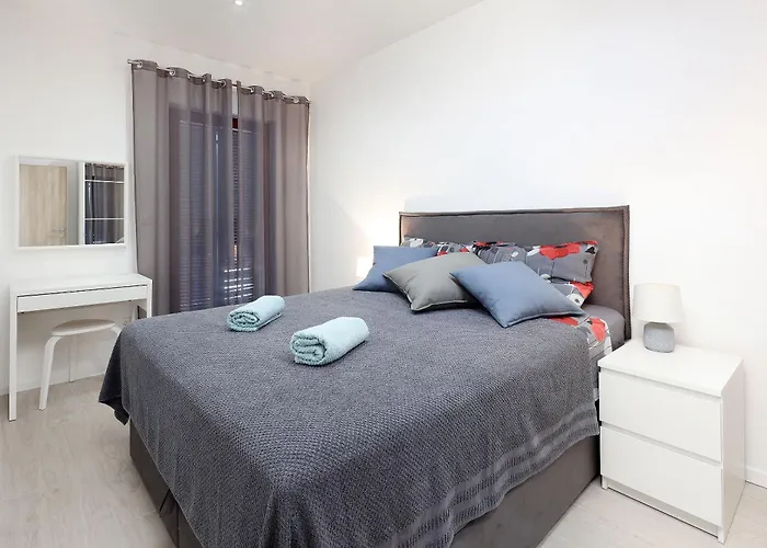 Daire Lina - Pool And Sea View *